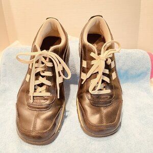 Skechers Shoes Womens Size 7.5 Black Leather Comfort Walking Athletic 45055‎ Y2K